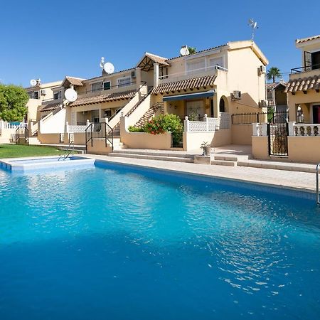 Heads 2 Holiday Homes Apartment فيلا مارتن المظهر الخارجي الصورة